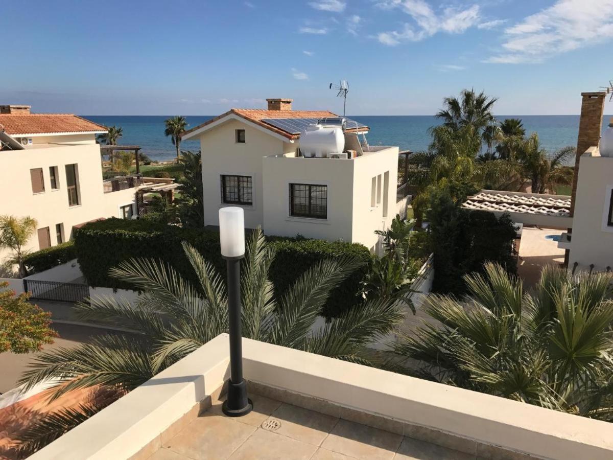 Unique Beach Luxurious Villas Ayia Napa Exterior photo