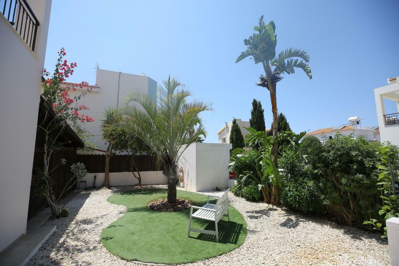 Unique Beach Luxurious Villas Ayia Napa Exterior photo
